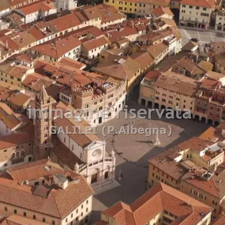 Piazza Dante Alighieri דירה גרוסטו
